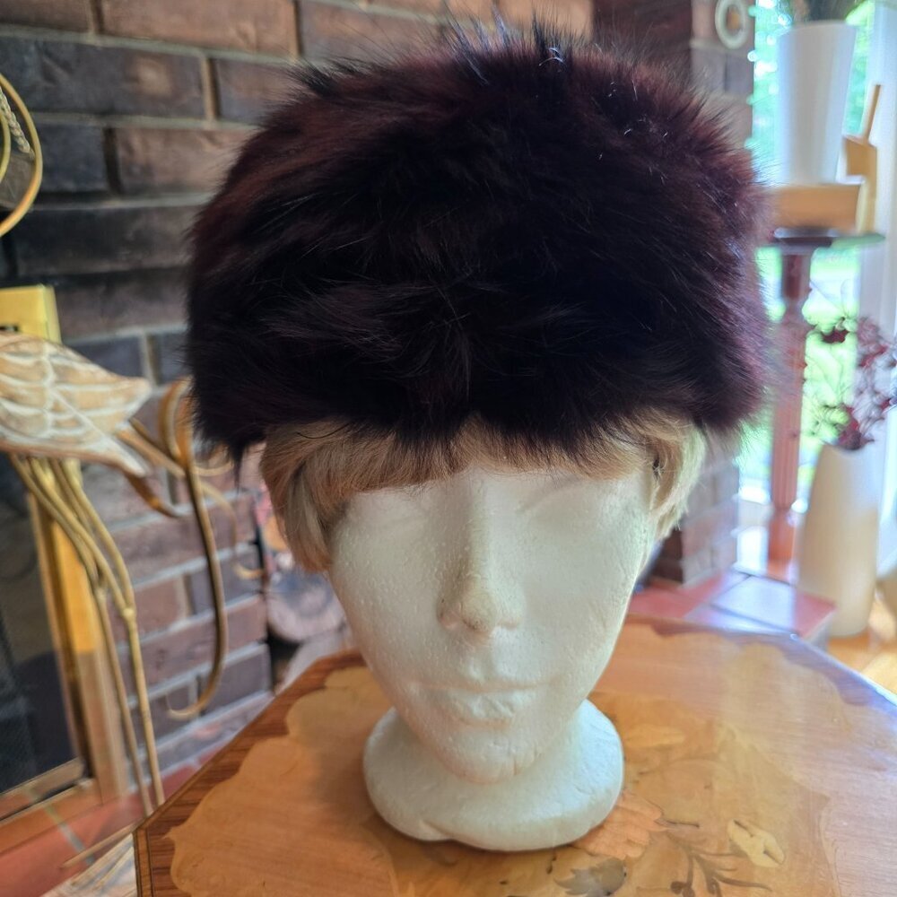 Ogilvy's - Vintage Dark Brown / Black Fur Toque​​